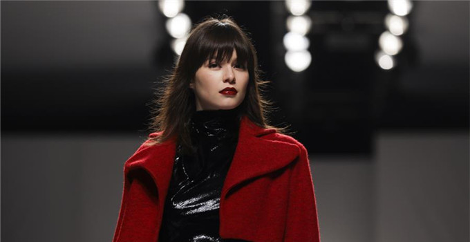 里斯本時(shí)裝周&mdash;&mdash;設(shè)計(jì)師卡羅來(lái)納&middot;馬查多作品秀