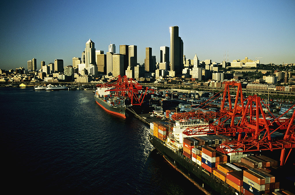 樹立全球視野 建設貿易強國&mdash;&mdash;專訪商務部貿研院院長顧學明