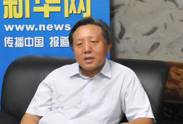 A股市場偏離經(jīng)濟(jì)基本面 持續(xù)下跌不正常