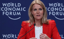 丹麥?zhǔn)紫嗤袑?施密特