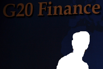 全球財經高官華盛頓聚首求解美國&ldquo;兩大難&rdquo;