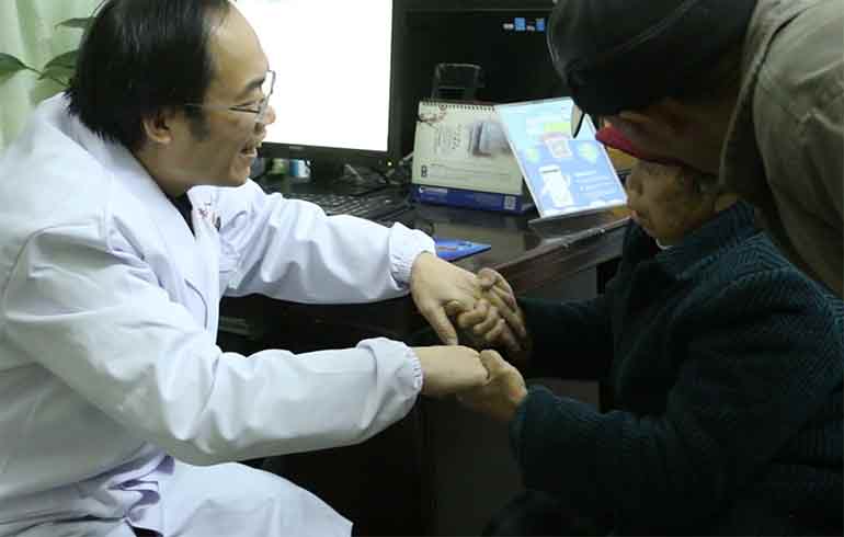 致敬偉大改革｜對話40年，講述身邊的健康故事（第三集）&mdash;&mdash;有了新農合，看病不再愁