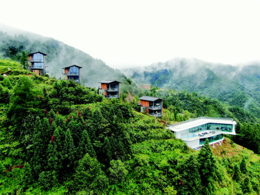 從貧困村到示范村 結對幫扶的&ldquo;龍塘樣本&rdquo;是如何煉成的