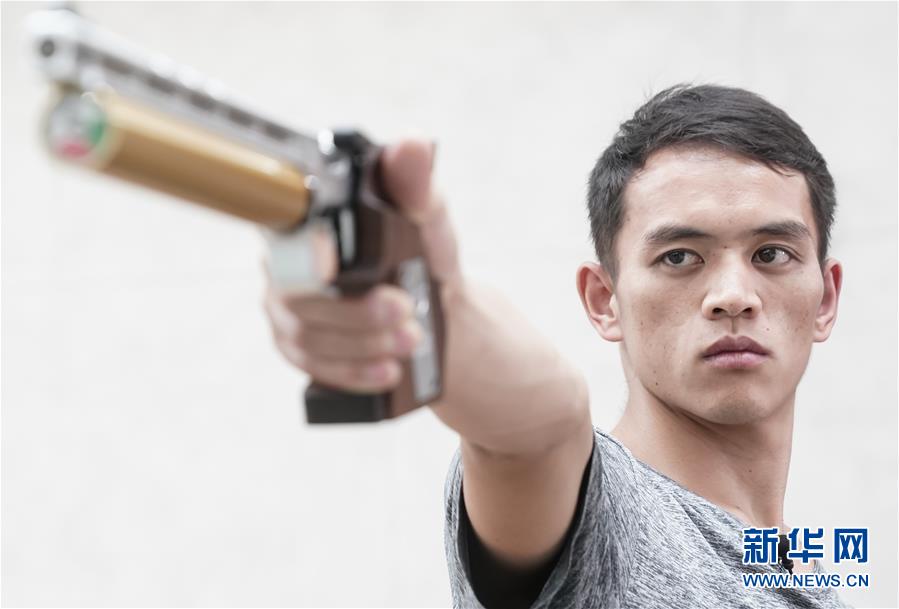 （軍運(yùn)會(huì)&middot;圖文互動(dòng)）（7）從&ldquo;遲到者&rdquo;到世界冠軍&mdash;&mdash;記八一空軍五項(xiàng)隊(duì)隊(duì)員葉邦武（配本社同題文字稿）