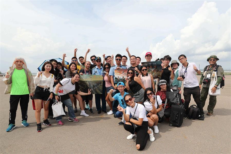 （聚焦疫情防控&middot;圖文互動）（2）運-20&ldquo;硬核機票&rdquo;為啥走紅走心？ &mdash;&mdash;探尋空軍的戰&ldquo;疫&rdquo;故事