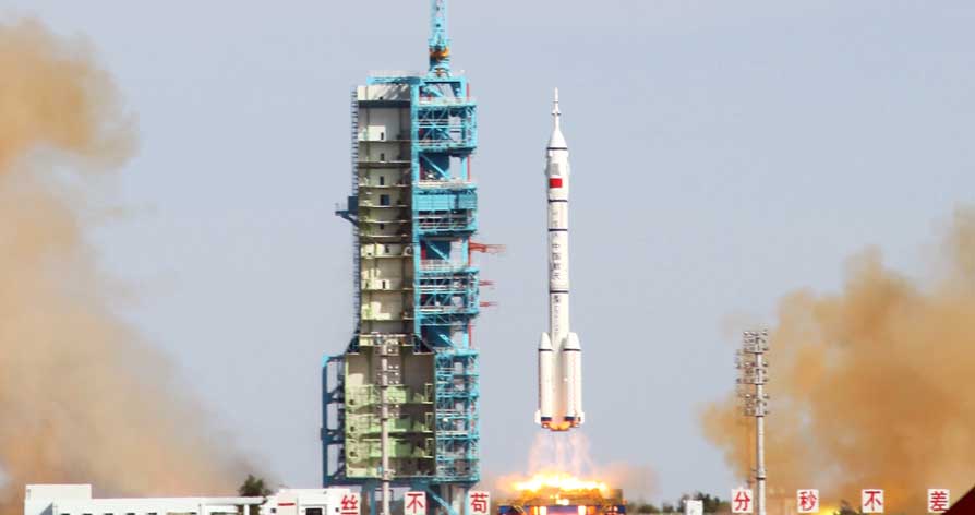 神舟十號飛船發射升空