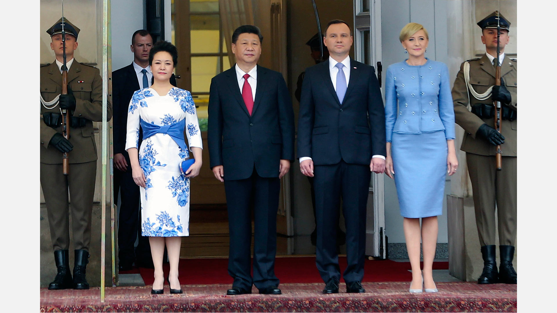 習近平出席波蘭總統杜達舉行的歡迎儀式