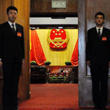 &ldquo;守衛(wèi)兩會(huì)&rdquo;的安保人員