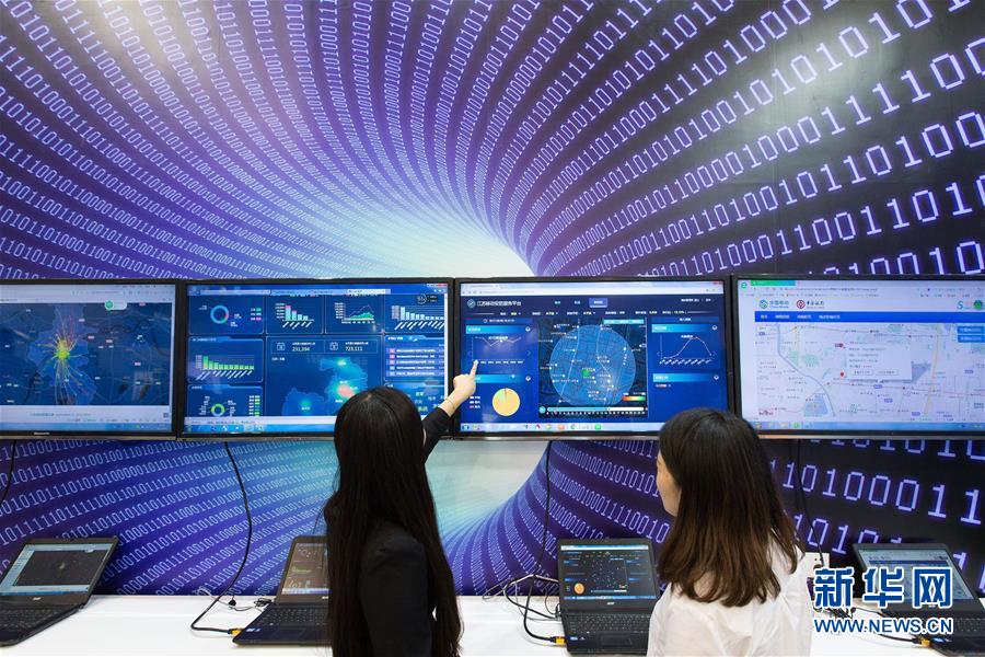 （新華全媒頭條&middot;圖文互動）（10）開啟新征程　譜寫新史詩&mdash;&mdash;以習近平同志為核心的黨中央引領中國特色社會主義進入新時代