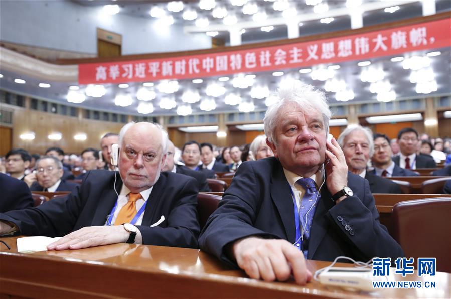 （新華全媒頭條&middot;圖文互動(dòng)）（3）向著建設(shè)世界科技強(qiáng)國(guó)的偉大目標(biāo)奮勇前進(jìn)！&mdash;&mdash;習(xí)近平總書記在兩院院士大會(huì)上的重要講話引起熱烈反響之一 