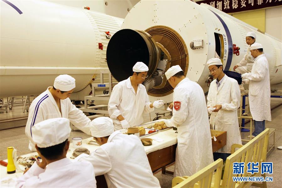 （建黨97周年&middot;圖文互動）（2）&ldquo;金牌火箭&rdquo;背后的&ldquo;金牌火箭人&rdquo;&mdash;&mdash;記長征三號甲系列運載火箭研發團隊 