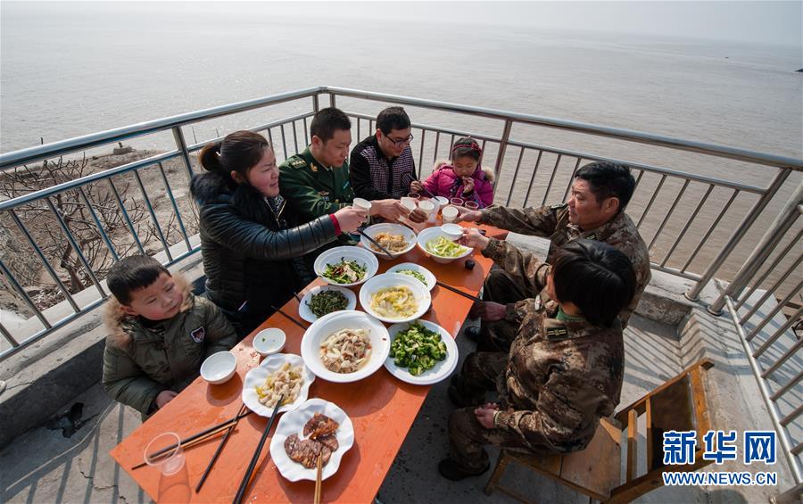 （新華全媒頭條&middot;圖文互動）（6）守島，就是守國&mdash;&mdash;記新時(shí)代的奮斗者王繼才