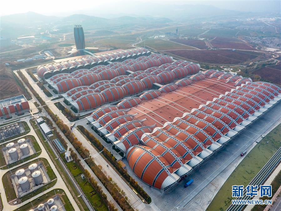 （百城百縣百企調研行&middot;圖文互動）（1）&ldquo;藍鯨1號&rdquo;從這里駛出&mdash;&mdash;山東煙臺崛起制造業高地