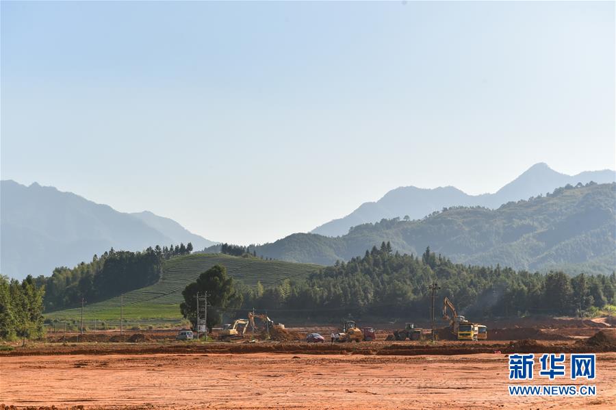 （在習近平新時代中國特色社會主義思想指引下&middot;慶祝改革開放40周年&middot;綠色發展）（新華全媒頭條&middot;圖文互動）（4）綠色發展：書寫在中國大地上的美麗畫卷