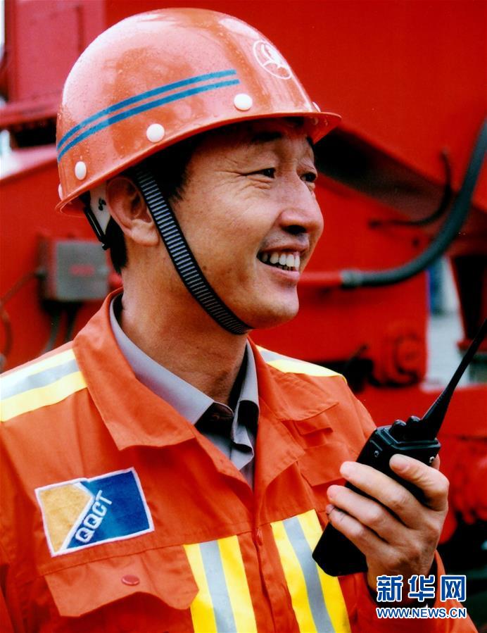 （新華全媒頭條&middot;圖文互動）（9）在時代大潮中書寫時代傳奇&mdash;&mdash;致敬百名改革先鋒 