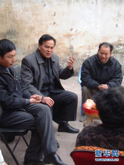 （改革先鋒風(fēng)采&middot;圖文互動）（2）&ldquo;三峽之子&rdquo;冉紹之：做事老老實(shí)實(shí)，做人堂堂正正