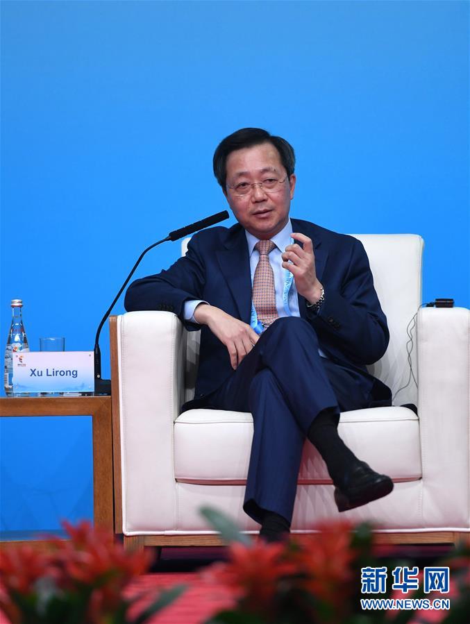 （改革先鋒風(fēng)采&middot;圖文互動(dòng)）許立榮：遠(yuǎn)洋運(yùn)輸體制改革的推動(dòng)者