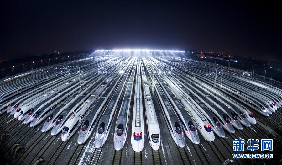 （新華全媒頭條&middot;奮進(jìn)新時代&middot;迎接兩會特別報道&middot;圖文互動）（7）新征程，向著偉大夢想前進(jìn)&mdash;&mdash;從黨的十九大到2018年全國兩會