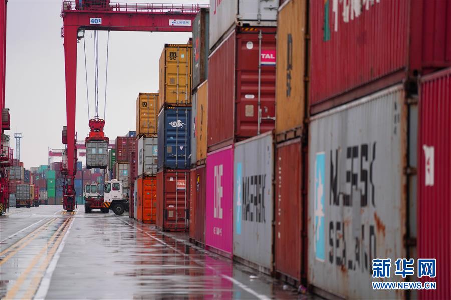 （在習(xí)近平新時代中國特色社會主義思想指引下&middot;將改革開放進(jìn)行到底&middot;大國之約）（新華全媒頭條&middot;圖文互動）（2）潮起東方浪涌時&mdash;&mdash;來自對外開放前沿的時代強(qiáng)音