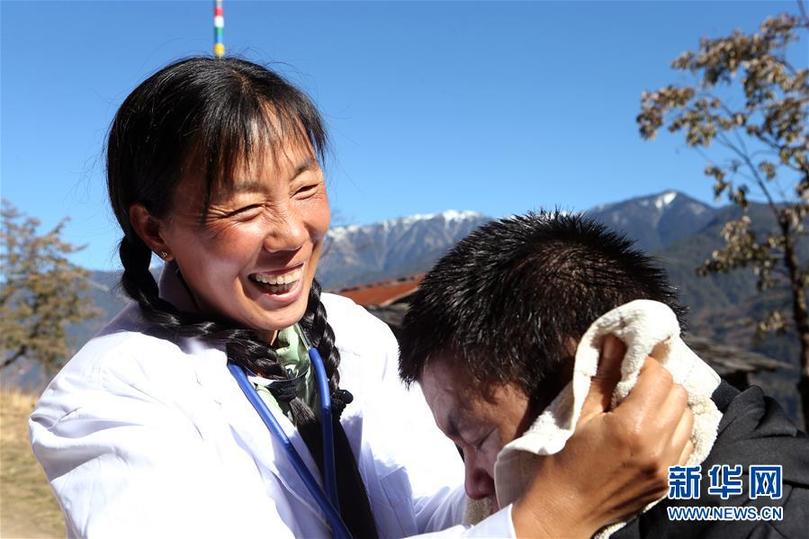 （新華全媒頭條&middot;圖文互動）（6）大峽谷里的&ldquo;背簍醫生&rdquo;