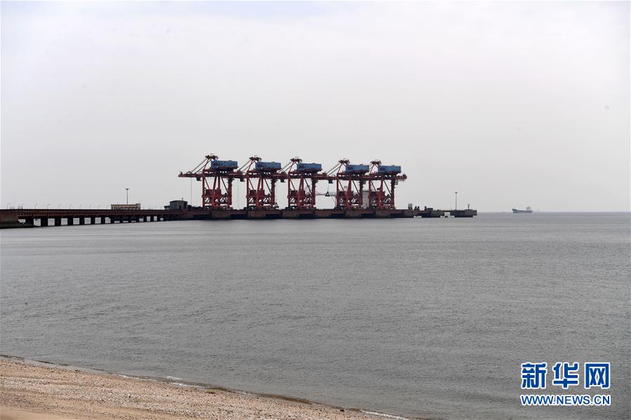 （兩會(huì)前夕看落實(shí)&middot;圖文互動(dòng)）（6）開放合作走活發(fā)展&ldquo;新棋局&rdquo;－－廣西落實(shí)習(xí)近平總書記全國兩會(huì)重要講話精神紀(jì)實(shí)