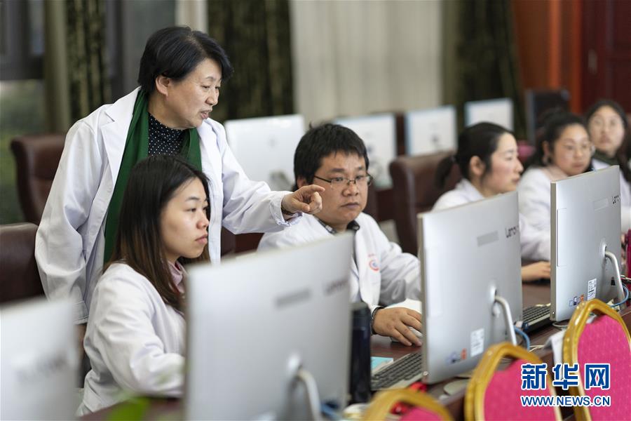 （愛國情 奮斗者&middot;圖文互動）（2）海歸博士孫小蓉：用&ldquo;蘭丁&rdquo;助婦女遠離宮頸癌陰影