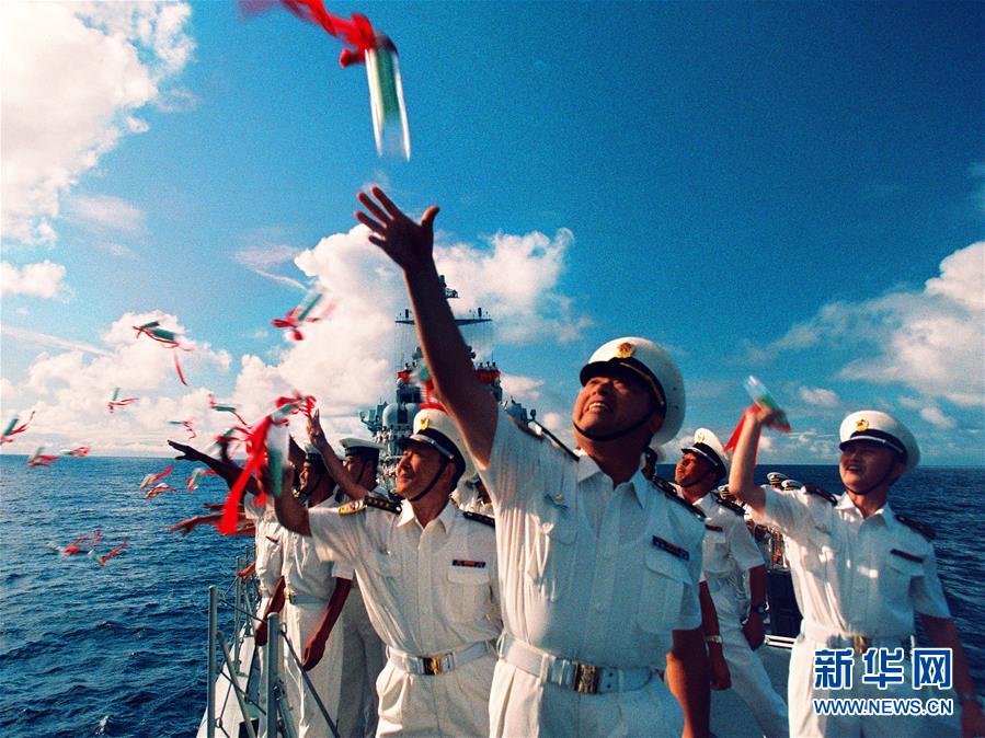 （新華全媒頭條&middot;人民海軍70年&middot;圖文互動）（1）向海圖強春潮涌&mdash;&mdash;黨中央、中央軍委和習主席關心人民海軍建設發展紀實