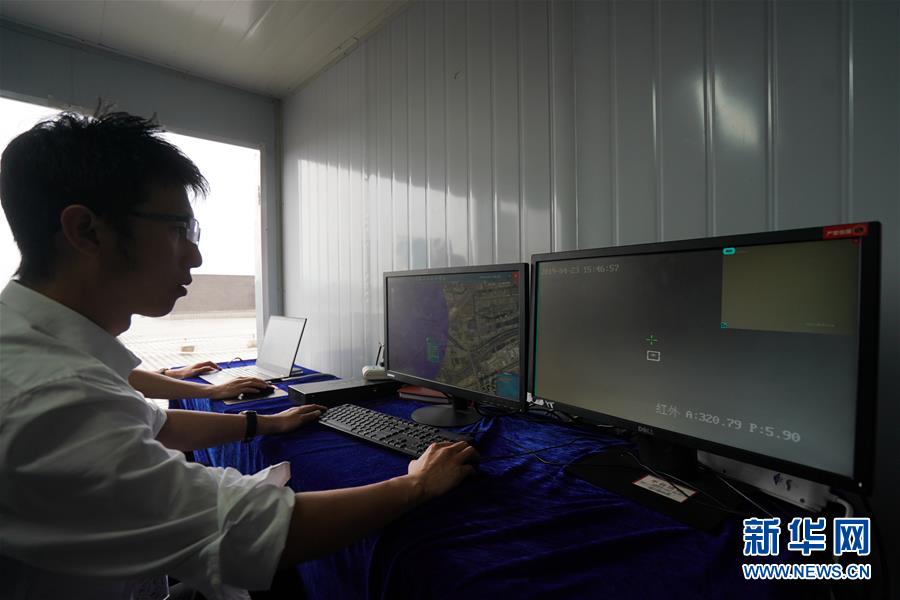 （新華全媒頭條&middot;壯麗70年&middot;奮斗新時代&middot;圖文互動）（4）鑄就&ldquo;大國之眼&rdquo;&mdash;&mdash;來自中國雷達工業發源地中國電科第14研究所的蹲點報告