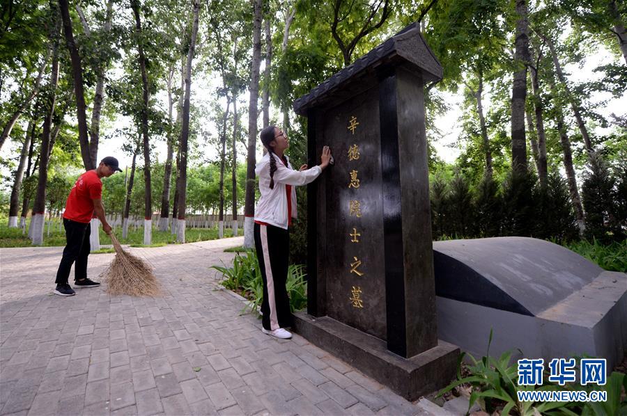 （新華全媒頭條&middot;愛國情 奮斗者&middot;圖文互動）（4）把論文寫在祖國的大地上&mdash;&mdash;中國農(nóng)業(yè)大學46年扎根河北曲周服務(wù)鄉(xiāng)村振興紀實