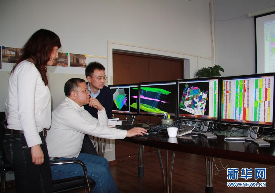 （新華全媒頭條&middot;圖文互動）（7）鍛造領航復興的中流砥柱&mdash;&mdash;寫在&ldquo;不忘初心、牢記使命&rdquo;主題教育即將啟動之際