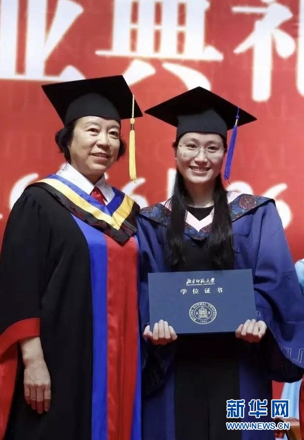 （新華全媒頭條&middot;時(shí)代先鋒&middot;圖文互動）（6）芳華無悔&mdash;&mdash;追記用生命堅(jiān)守初心和使命的青年共產(chǎn)黨員黃文秀