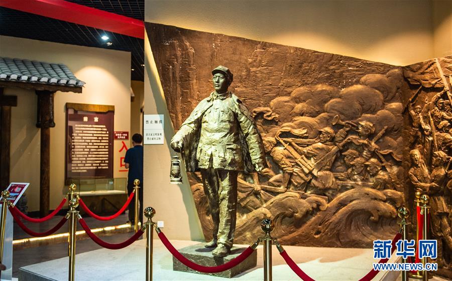 （壯麗70年&middot;奮斗新時(shí)代&mdash;&mdash;記者再走長(zhǎng)征路&middot;圖文互動(dòng)）（1）長(zhǎng)征路上，那一盞盞馬燈