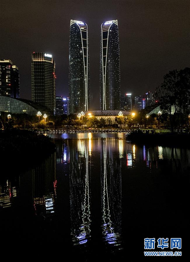 （壯麗70年&middot;奮斗新時代&mdash;&mdash;共和國發展成就巡禮&middot;圖文互動）（15）治蜀往事激越 興川今朝豪邁&mdash;&mdash;新中國成立70年四川發展巡禮