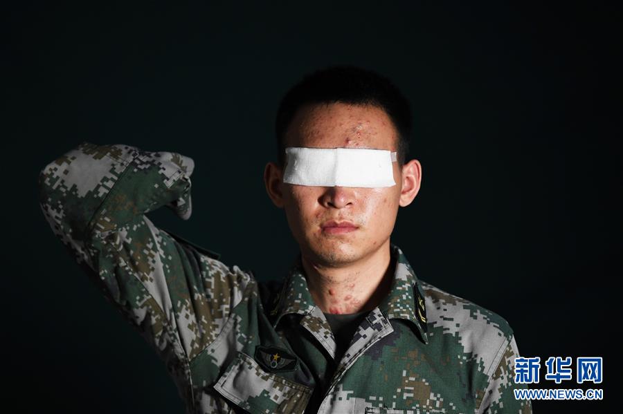 （圖文互動）（1）新時代最可愛的人&mdash;&mdash;&ldquo;時代楷模&rdquo;&ldquo;排雷英雄戰(zhàn)士&rdquo;杜富國采訪手記