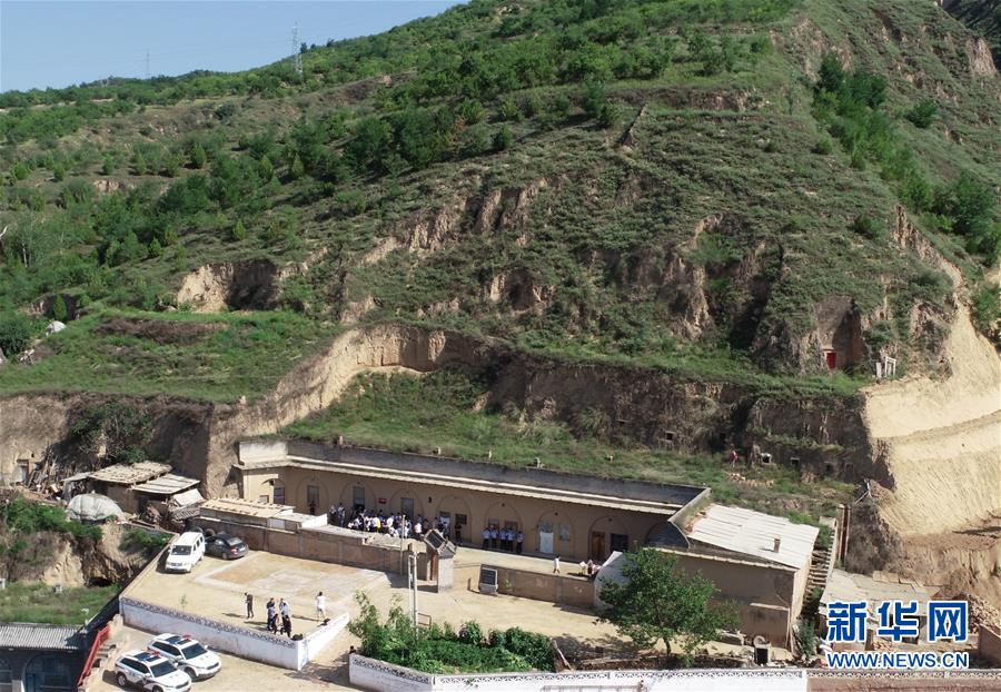 （壯麗70年&middot;奮斗新時(shí)代&mdash;&mdash;記者再走長征路&middot;圖文互動(dòng)）（2）兩份報(bào)紙和一塊根據(jù)地&mdash;&mdash;紅軍長征落腳陜北的偶然與必然