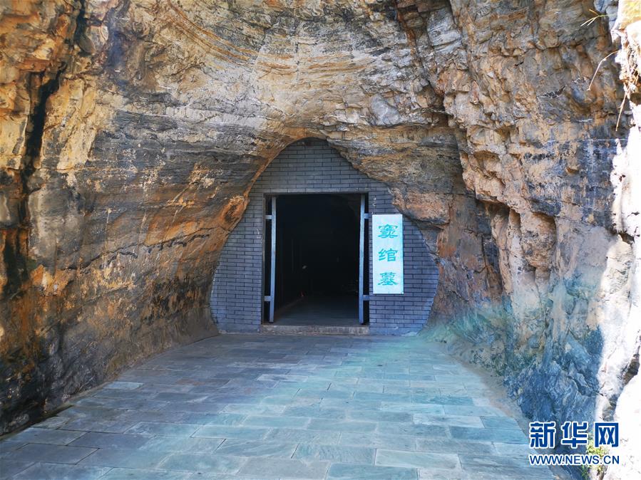 (新華調查·新中國考古重大發現·圖文互動)(2)滿城漢墓:點一盞長信宮燈,看不盡金縷玉衣