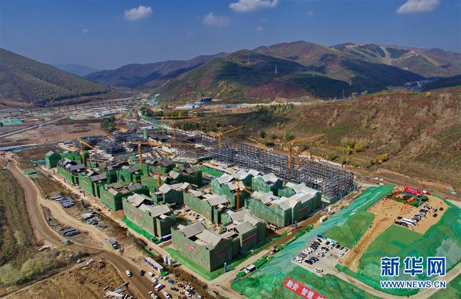(體育)(2)2022年北京冬奧會(huì)張家口冬奧村主體結(jié)構(gòu)正式封頂