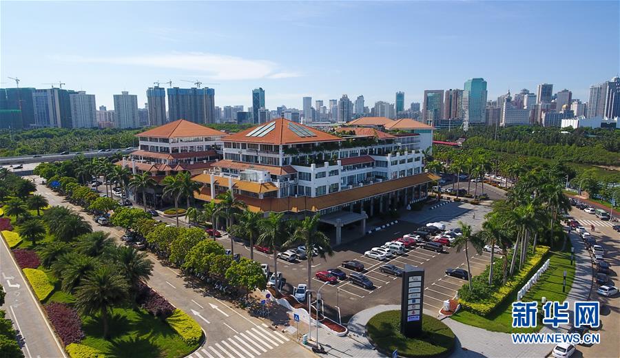 （在習近平新時代中國特色社會主義思想指引下&mdash;&mdash;新時代新作為新篇章&middot;總書記關切開放事&middot;圖文互動）（7）開放的故事講不完&mdash;&mdash;海南開放再&ldquo;提速&rdquo;