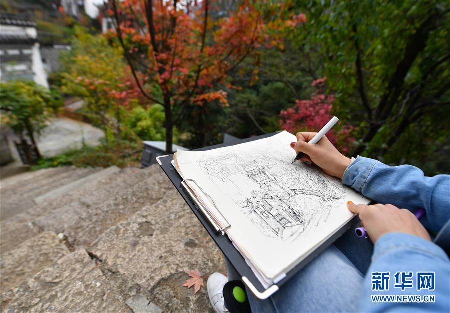 （圖文互動(dòng)）（4）鄉(xiāng)村攝影師、鄉(xiāng)村&ldquo;模特&rdquo;、民宿店主&mdash;&mdash;鄉(xiāng)村旅游推動(dòng)婺源農(nóng)民生活方式發(fā)生新變化