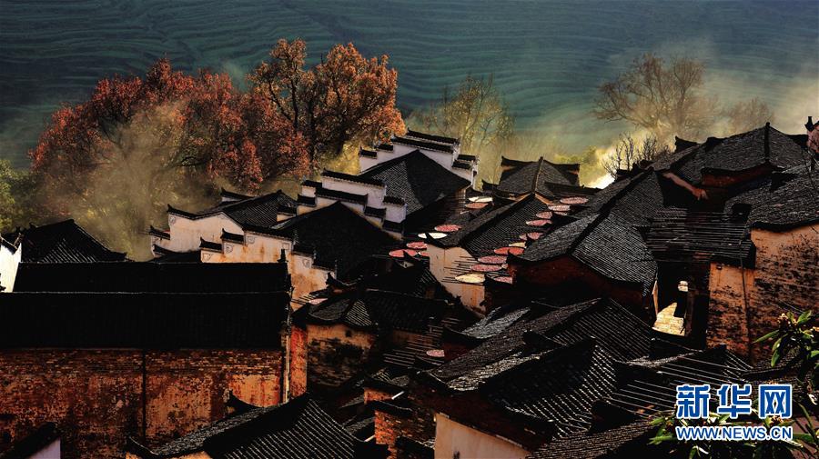 （圖文互動(dòng)）（10）鄉(xiāng)村攝影師、鄉(xiāng)村&ldquo;模特&rdquo;、民宿店主&mdash;&mdash;鄉(xiāng)村旅游推動(dòng)婺源農(nóng)民生活方式發(fā)生新變化