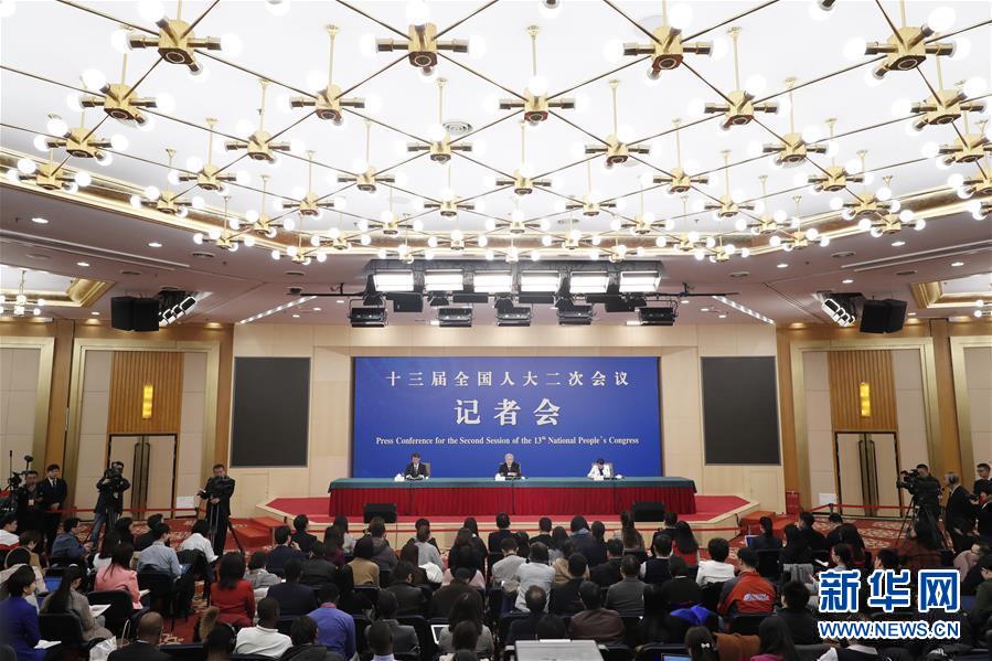 （兩會）（1）國務院扶貧辦主任劉永富就&ldquo;攻堅克難&mdash;&mdash;堅決打贏脫貧攻堅戰&rdquo;答記者問