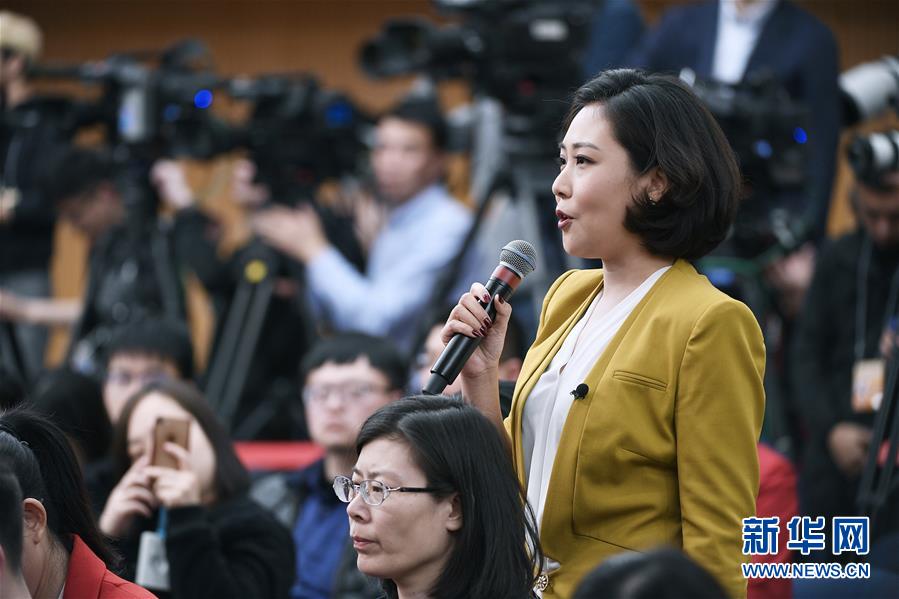 （兩會(huì)&middot;XHDW）（8）最高人民法院審判委員會(huì)副部級(jí)專(zhuān)職委員劉貴祥等就&ldquo;攻堅(jiān)&lsquo;基本解決執(zhí)行難&rsquo;&rdquo;答記者問(wèn)