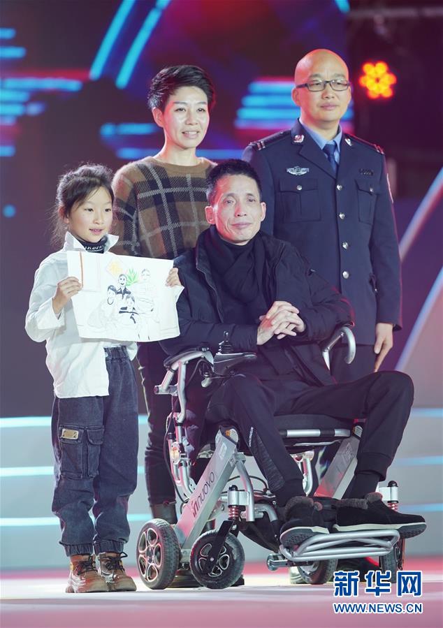 （圖文互動）（3）&ldquo;中國網事&middot;感動2019&rdquo;十大年度網絡人物揭曉