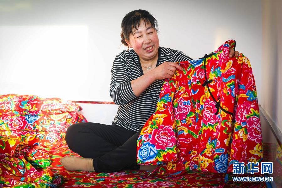 （新春走基層&middot;圖文互動）（4）最冷的日子　最暖的團(tuán)聚&mdash;&mdash;寒極小年里的暖心故事