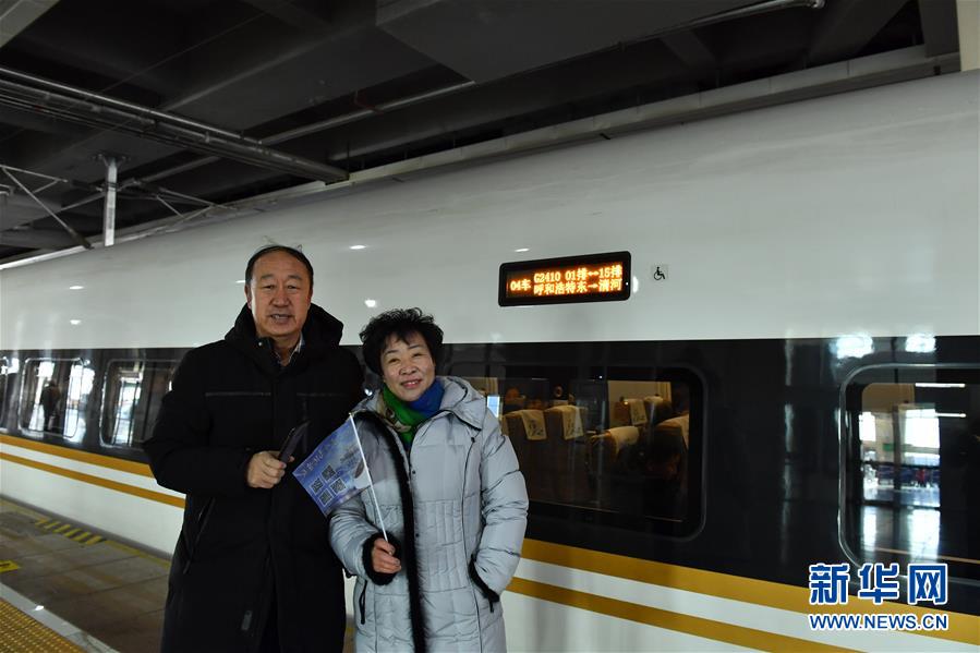 （新華全媒頭條&middot;圖文互動）（5）草原高鐵乘風來 北疆唱響新&ldquo;贊歌&rdquo;