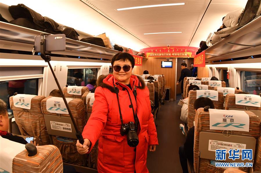 （新華全媒頭條&middot;圖文互動）（6）草原高鐵乘風來 北疆唱響新&ldquo;贊歌&rdquo;