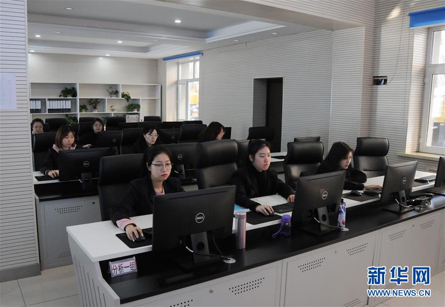 （新春走基層&middot;圖文互動）高鐵供電&ldquo;千里眼&rdquo; 竟然是支&ldquo;娘子軍&rdquo;