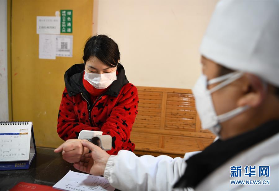 （抓好經濟發展 應對復雜局面&middot;圖文互動）（1）2500萬農民工如何安全返崗？&mdash;&mdash;農民工大省四川復工觀察