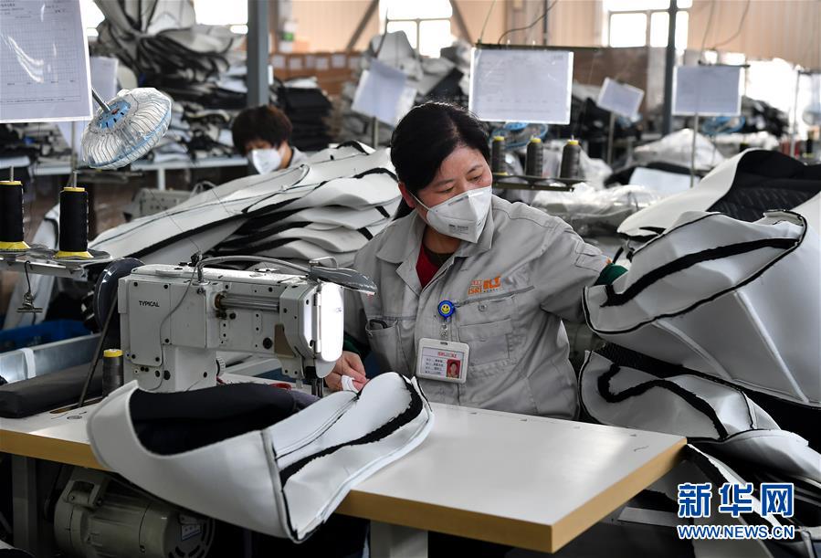 （圖文互動）（5）&ldquo;春天到了，熟悉的生活正在慢慢回來&rdquo;&mdash;&mdash;陜西多地復產復工一線見聞