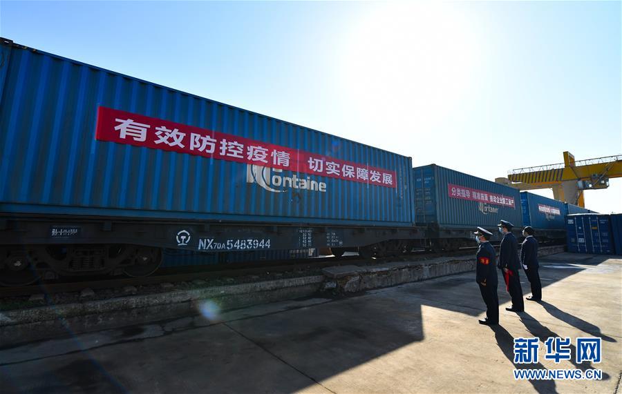 （抓好經濟發展　應對復雜局面&middot;圖文互動）（2）&ldquo;我們的訂單正回流&rdquo;&mdash;&mdash;江西外貿企業復工復產見聞